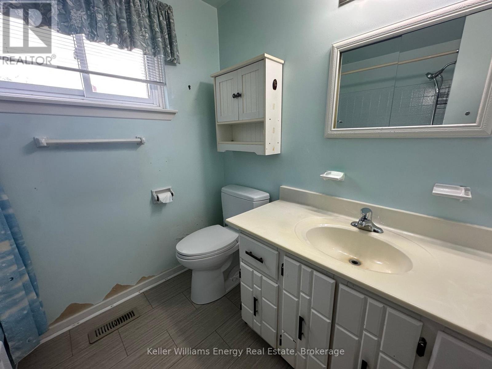 252 Keewatin Street S, Oshawa, Ontario  L1H 6Z8 - Photo 23 - E13671260