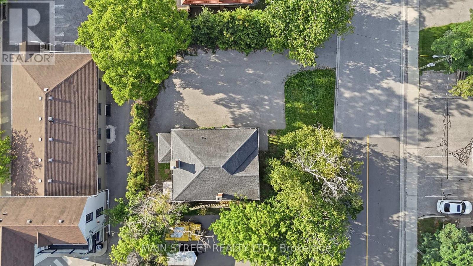 12 Vincent Street, Newmarket, Ontario L3Y 4G2 - Photo 25 - N13674004