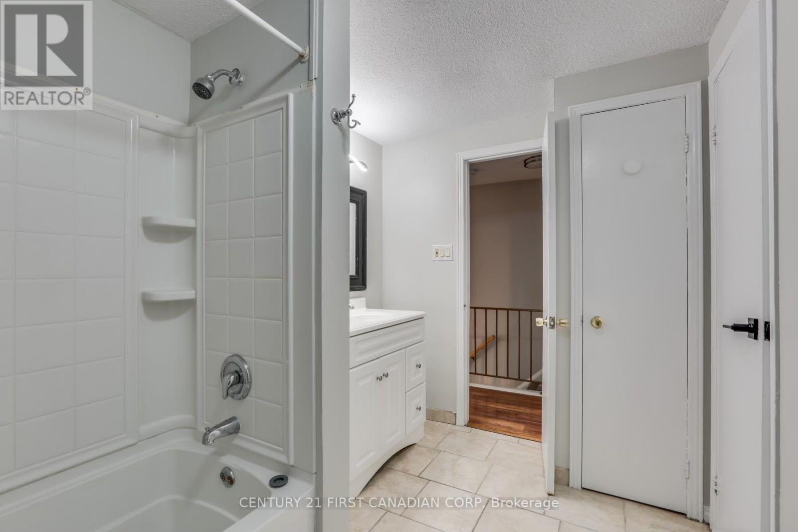 110 Monmore Road, London North, Ontario  N6G 3B3 - Photo 17 - X13675726