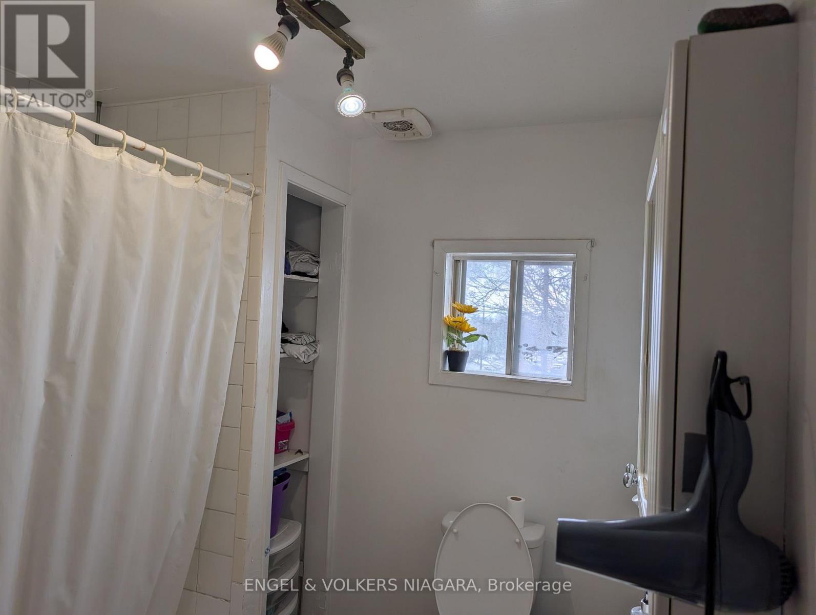 6218 Culp Street, Niagara Falls, Ontario  L2G 2C1 - Photo 20 - X12903532