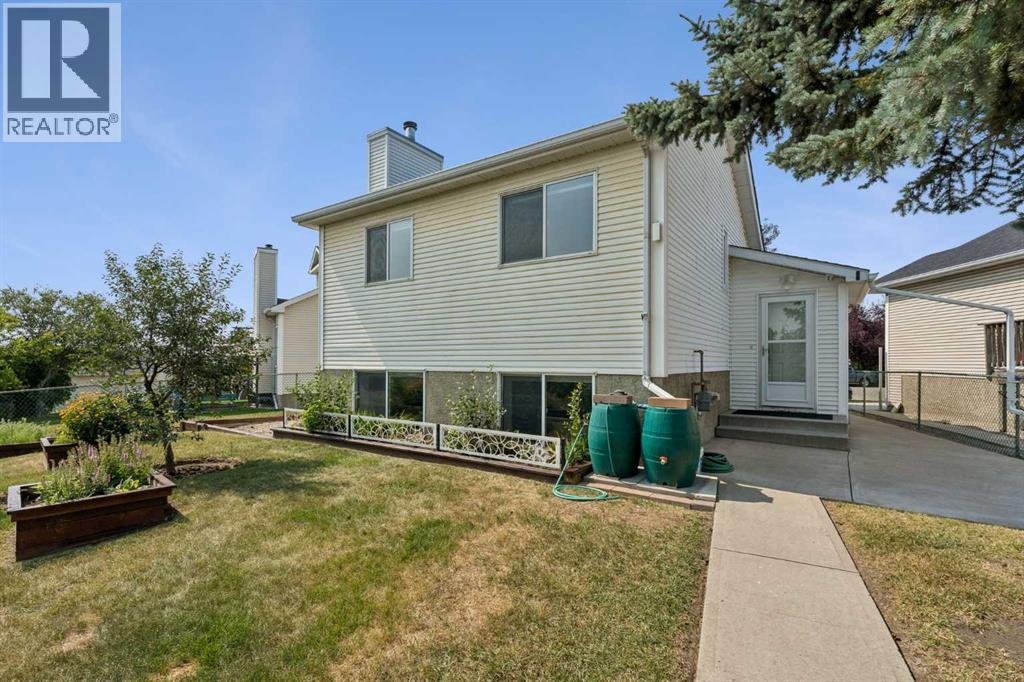 246 Mt Lorette Place SE, Calgary, Alberta  T2Z 2L9 - Photo 15 - A2332979
