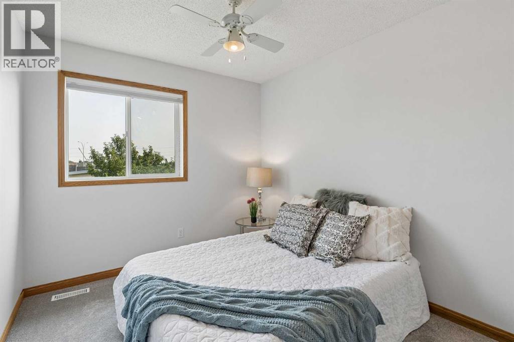 246 Mt Lorette Place SE, Calgary, Alberta  T2Z 2L9 - Photo 19 - A2332979
