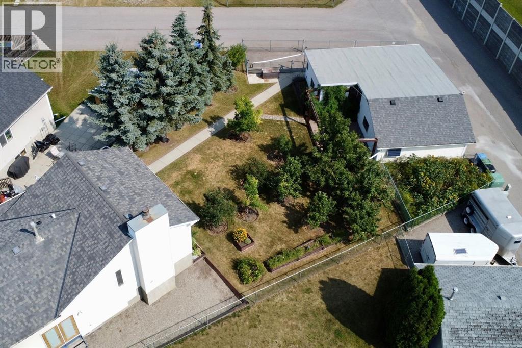 246 Mt Lorette Place SE, Calgary, Alberta  T2Z 2L9 - Photo 39 - A2332979