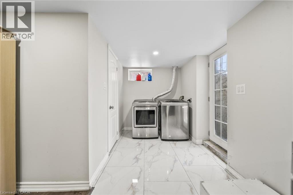 40 Donald Street, Kitchener, Ontario  N2B 3G5 - Photo 24 - 40851367