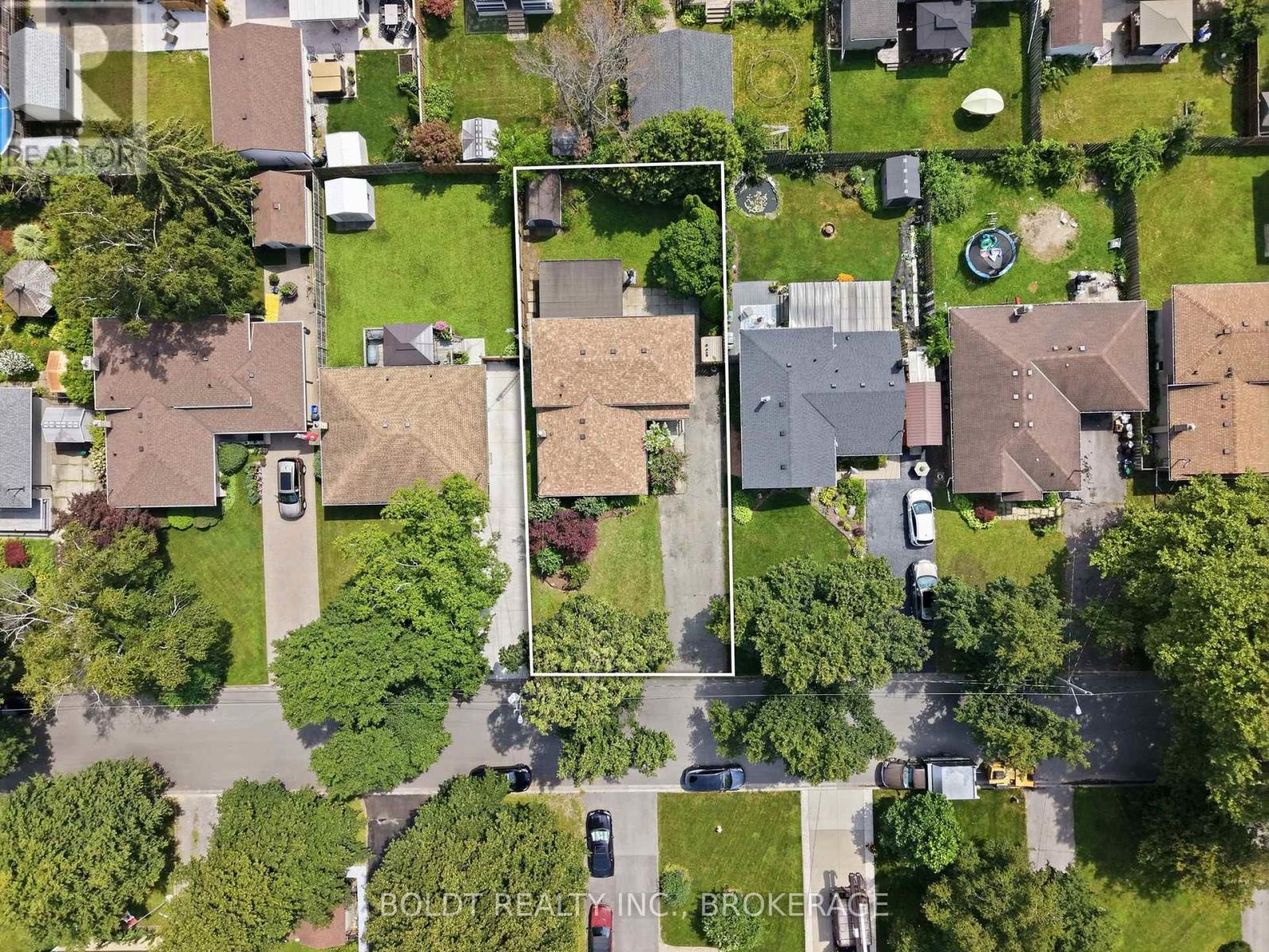 11 Abraham Drive, St. Catharines (Lakeshore), Ontario  L2M 6K7 - Photo 31 - X13675608