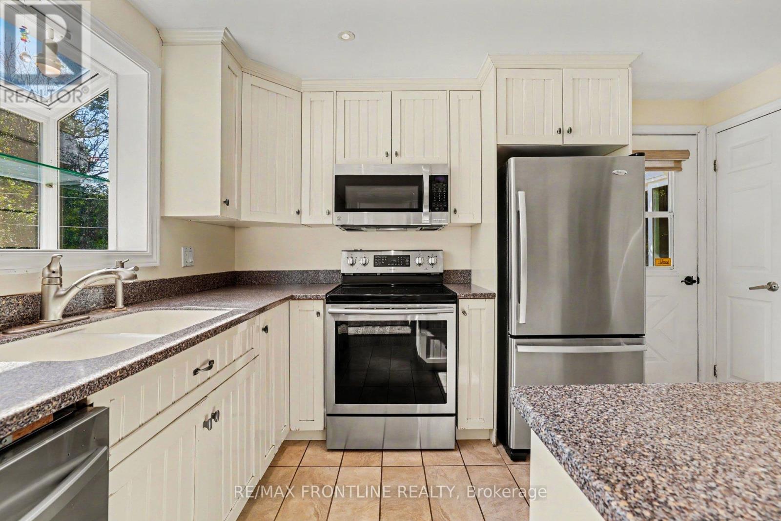 506 Glen Tay Road, Tay Valley, Ontario  K7H 3C6 - Photo 19 - X13675530