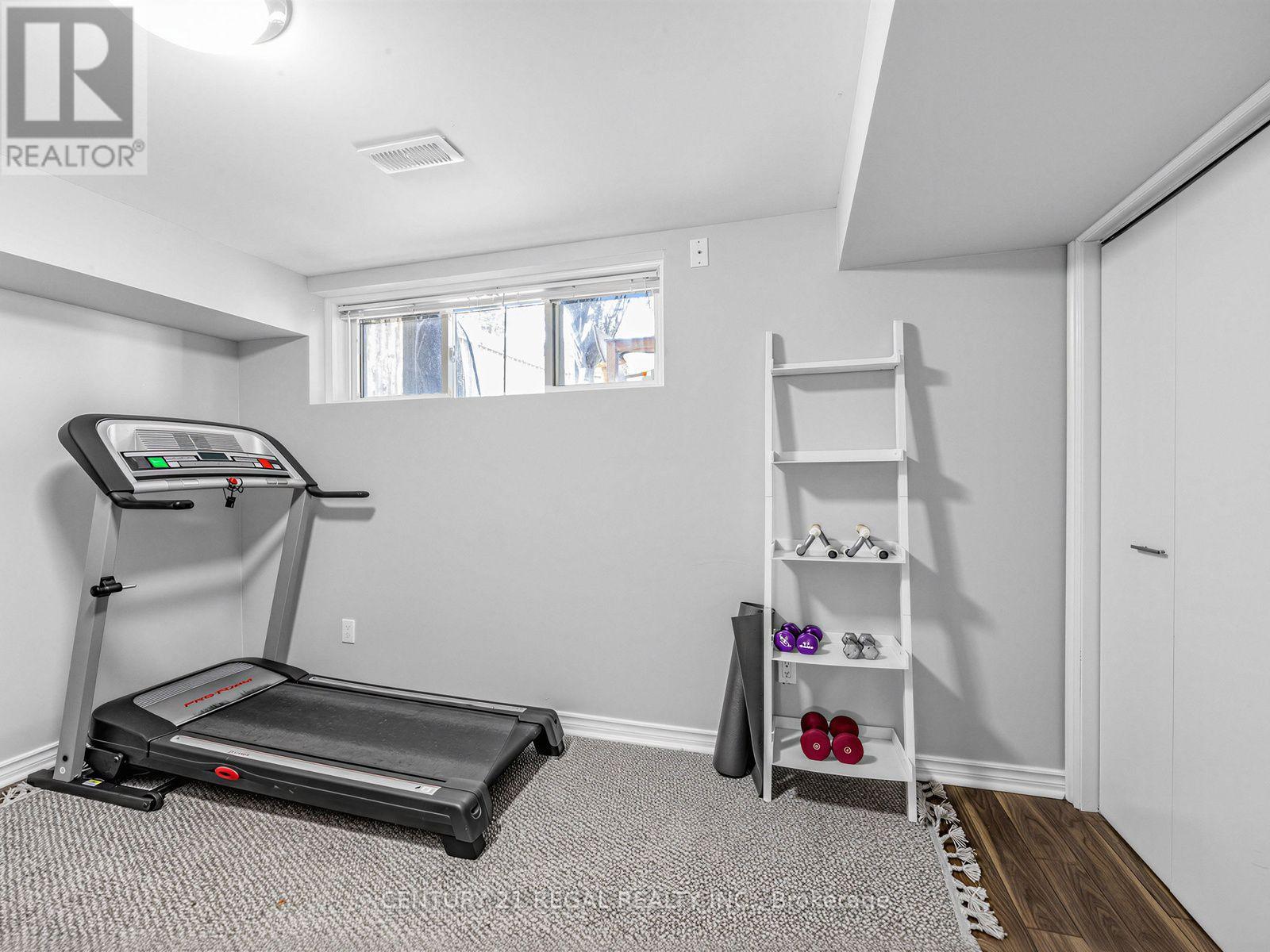 281 Thistle Down Boulevard, Toronto, Ontario  M9V 1K6 - Photo 30 - W13669828
