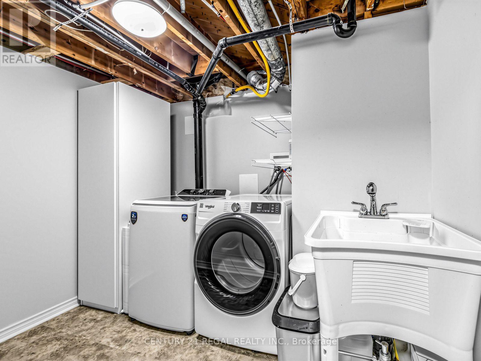 281 Thistle Down Boulevard, Toronto, Ontario  M9V 1K6 - Photo 32 - W13669828