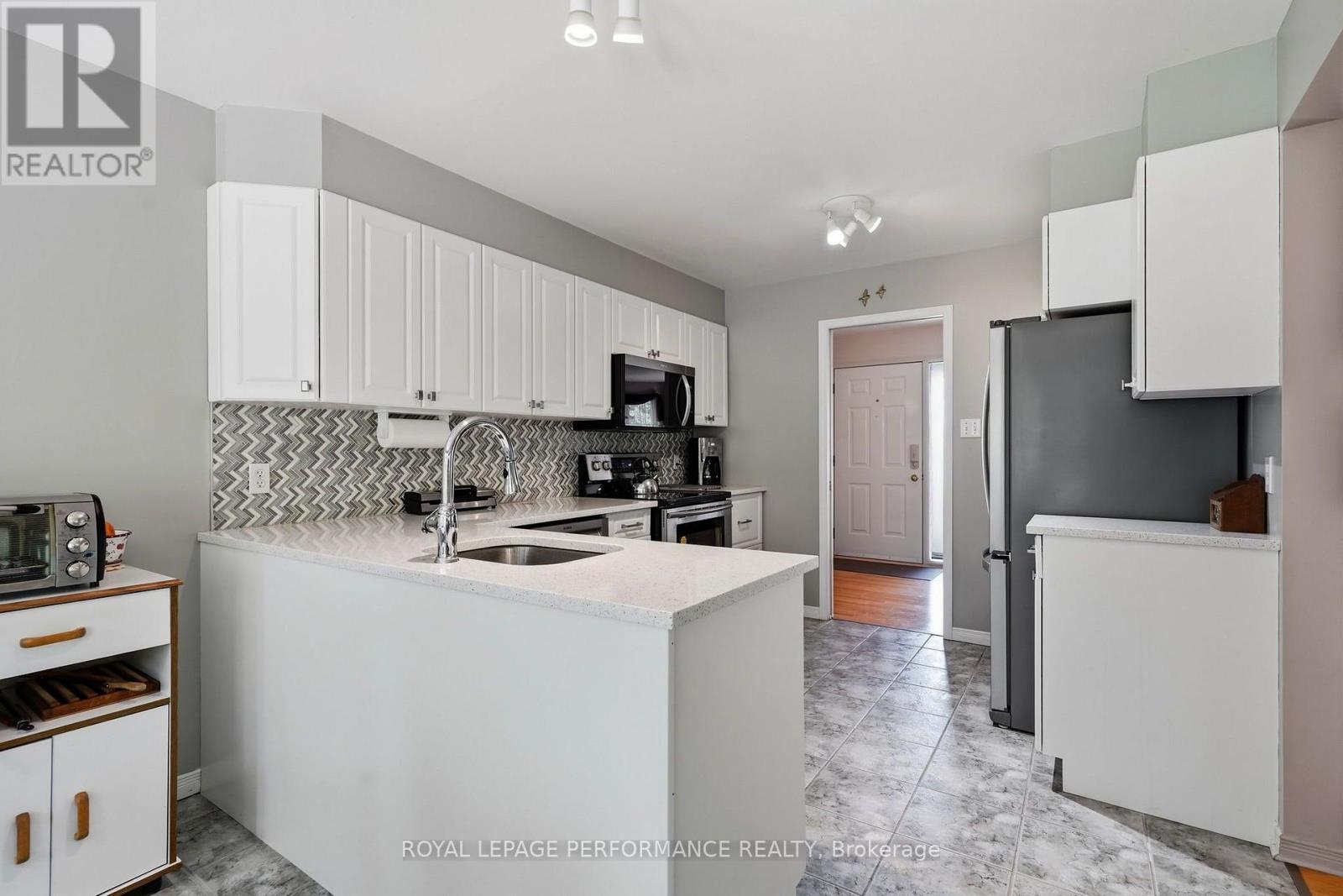 390 Albert Street, Hawkesbury, Ontario K6A 3J8 - Photo 13 - X13675648