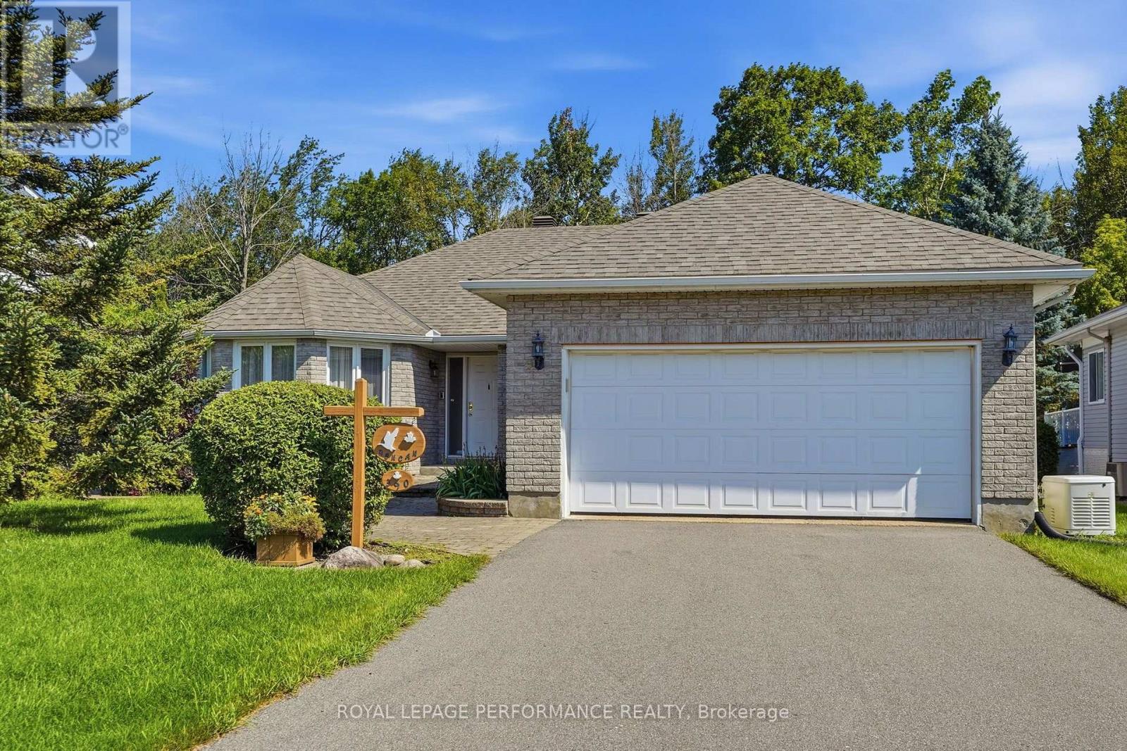 390 Albert Street, Hawkesbury, Ontario K6A 3J8 - Photo 2 - X13675648