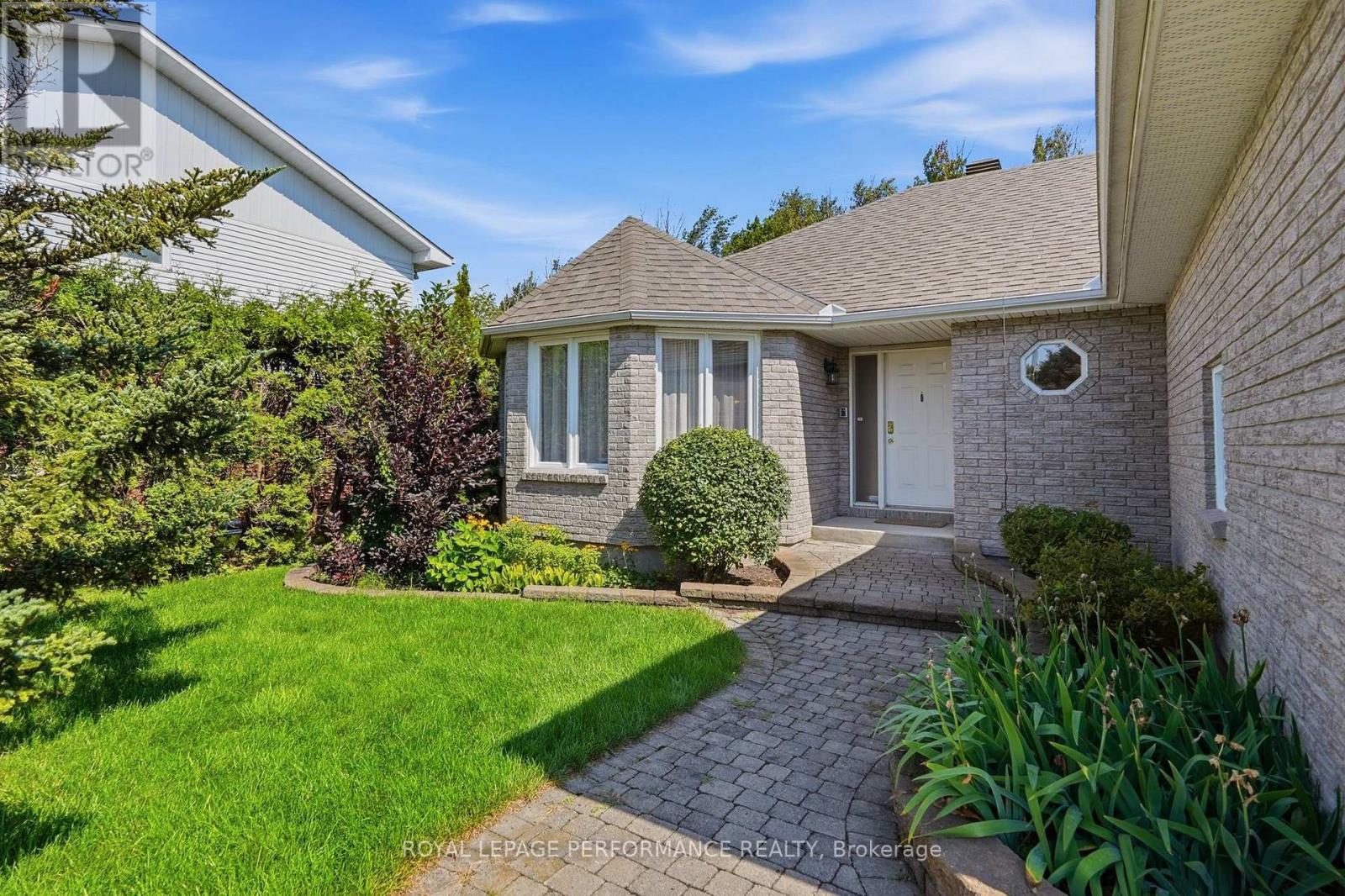 390 Albert Street, Hawkesbury, Ontario K6A 3J8 - Photo 3 - X13675648