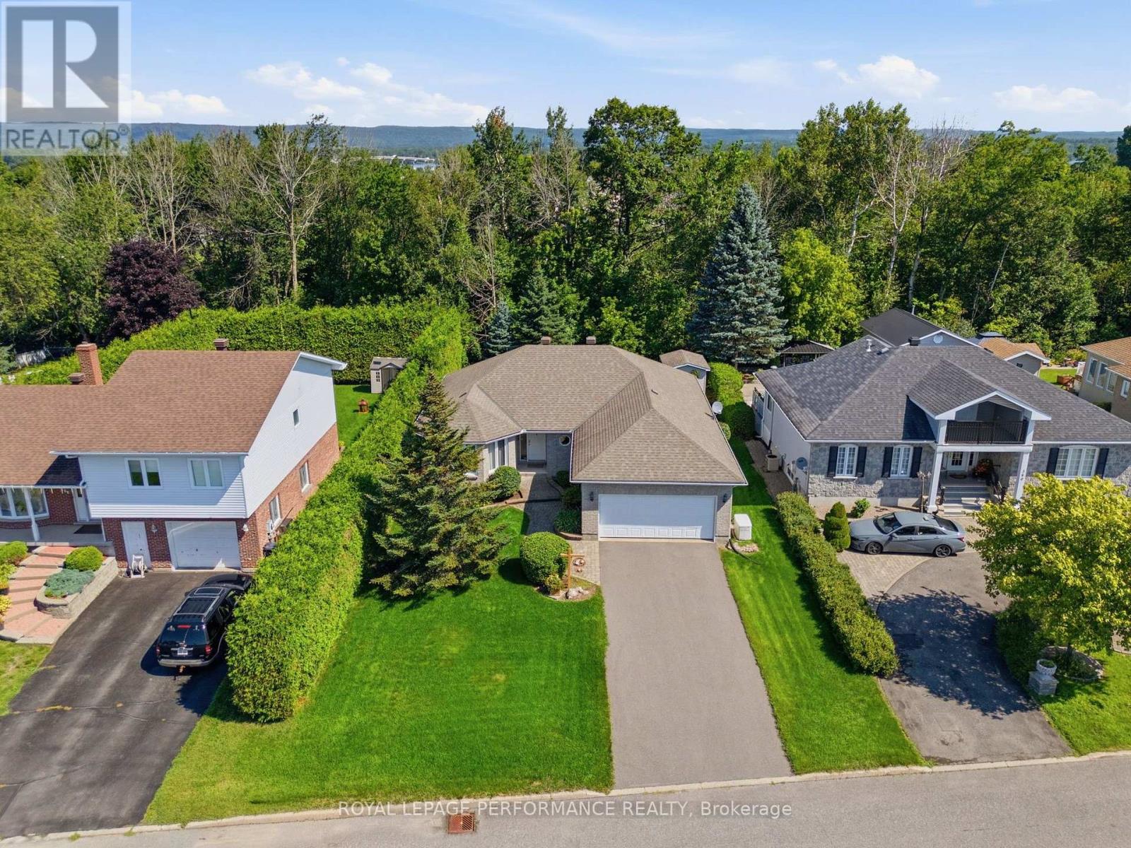 390 Albert Street, Hawkesbury, Ontario K6A 3J8 - Photo 36 - X13675648