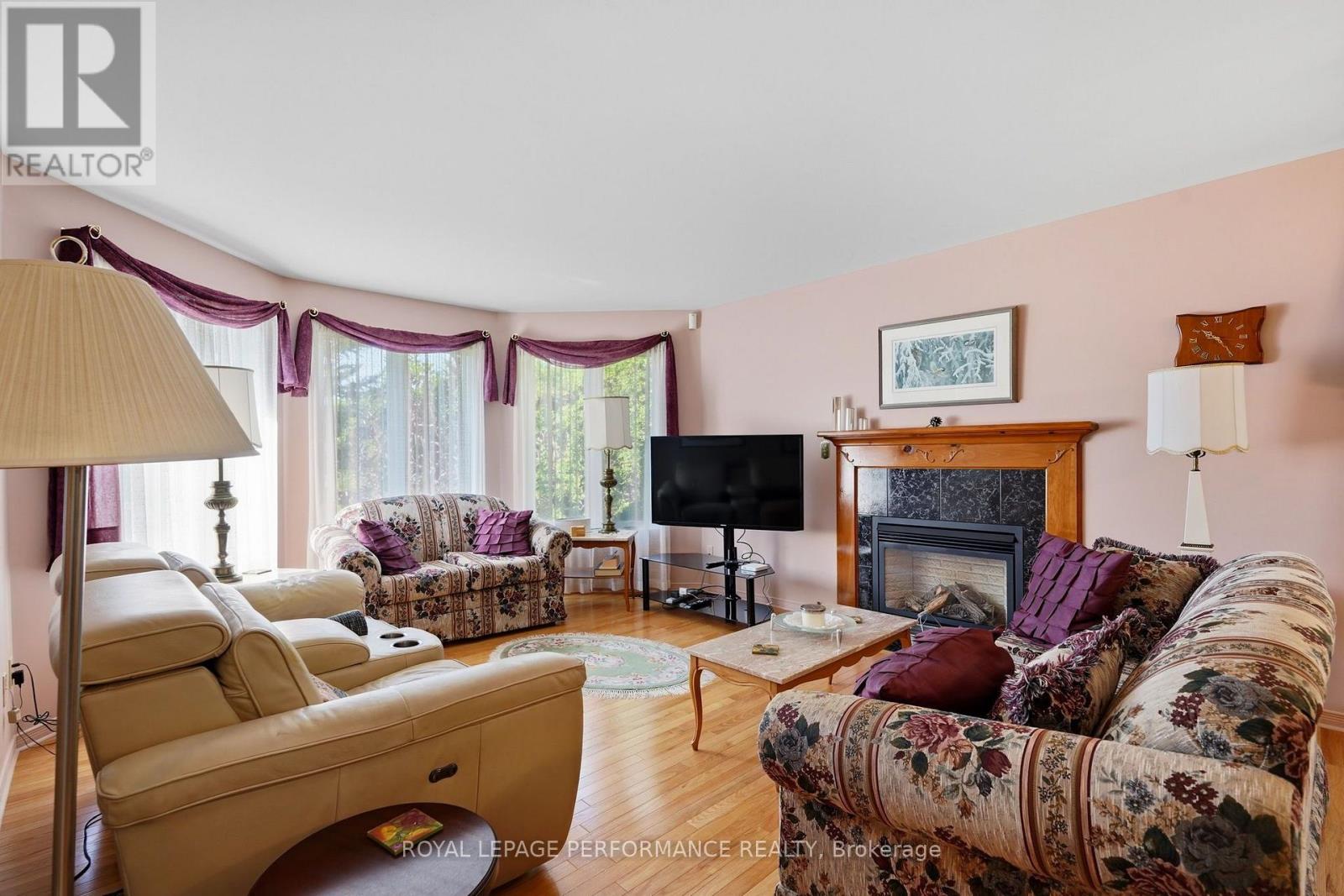 390 Albert Street, Hawkesbury, Ontario K6A 3J8 - Photo 5 - X13675648