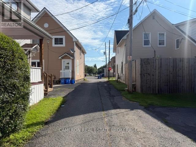 10 Pine Lane, Cornwall, Ontario K6J 1B2 - Photo 4 - X13675792