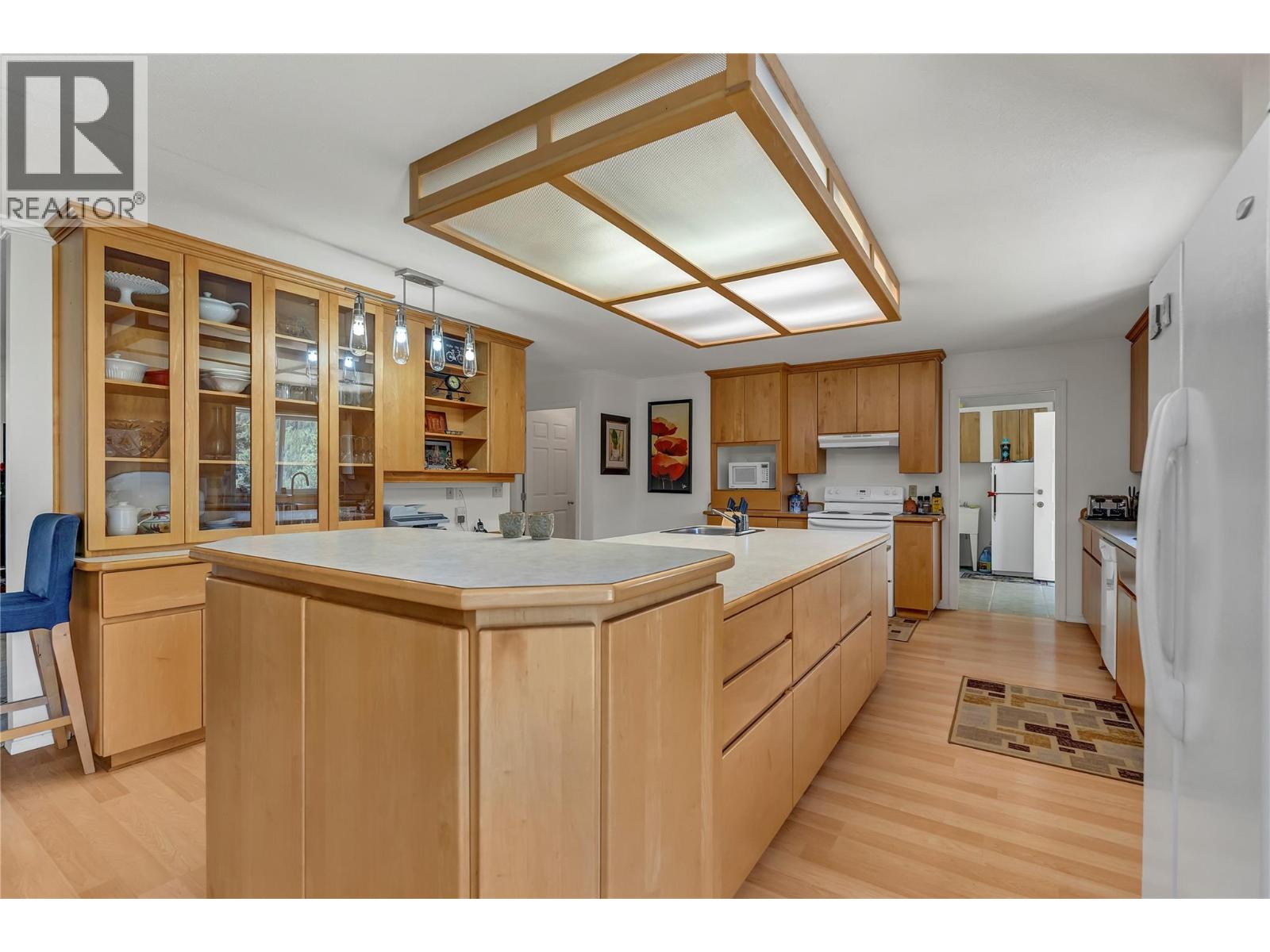 1698 Princeton Summerland Road, Princeton, British Columbia  V0X 1W0 - Photo 19 - 10397132