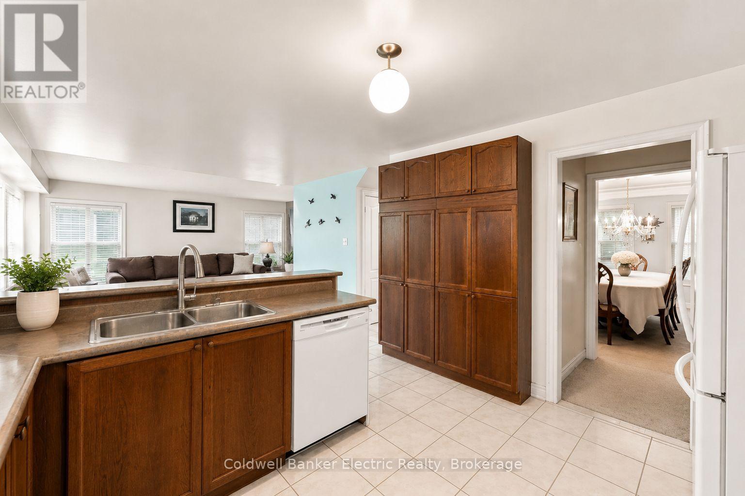 69 Downey Drive, Whitby, Ontario  L1M 1J6 - Photo 19 - E13675620