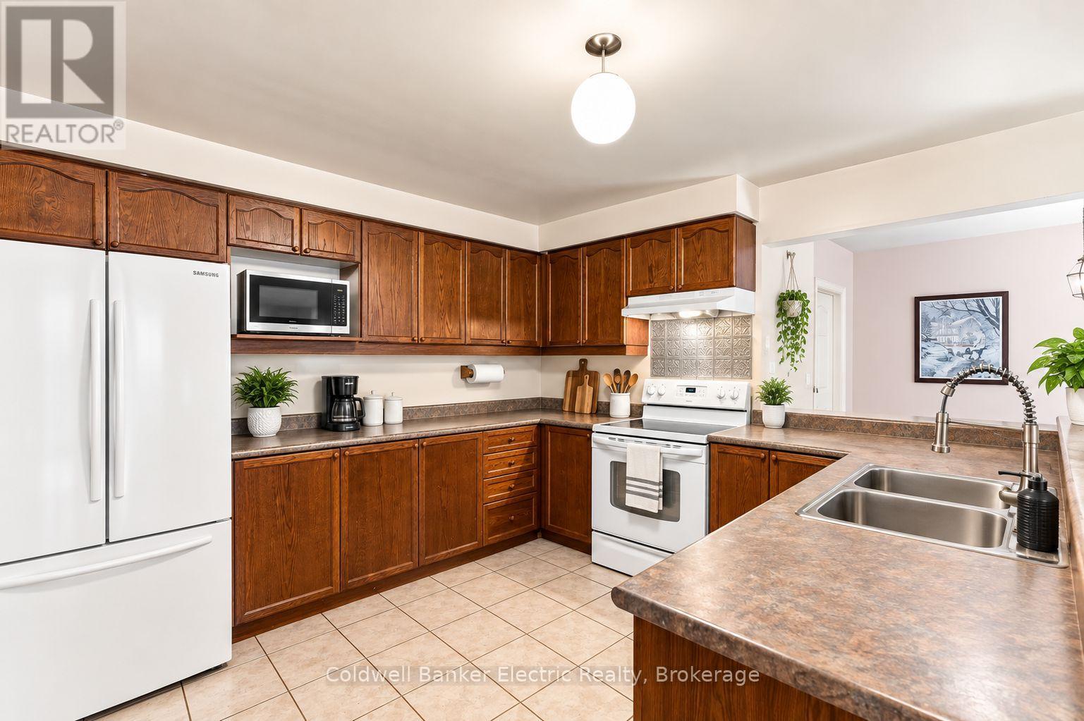 69 Downey Drive, Whitby, Ontario  L1M 1J6 - Photo 20 - E13675620