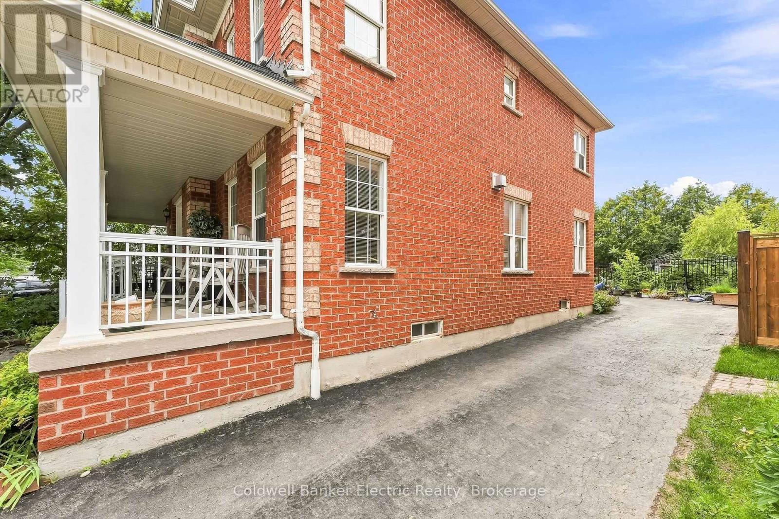 69 Downey Drive, Whitby, Ontario  L1M 1J6 - Photo 43 - E13675620