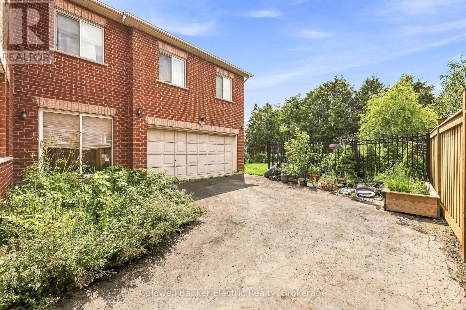 69 Downey Drive, Whitby, Ontario  L1M 1J6 - Photo 44 - E13675620