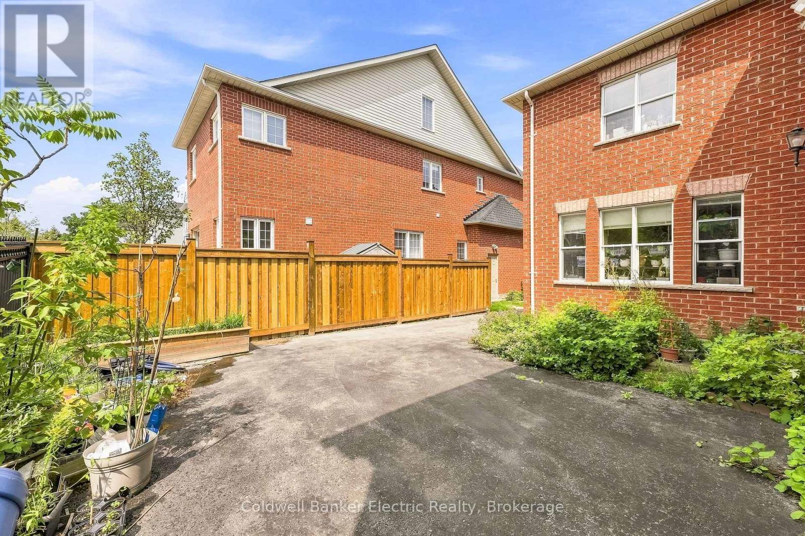69 Downey Drive, Whitby, Ontario  L1M 1J6 - Photo 46 - E13675620