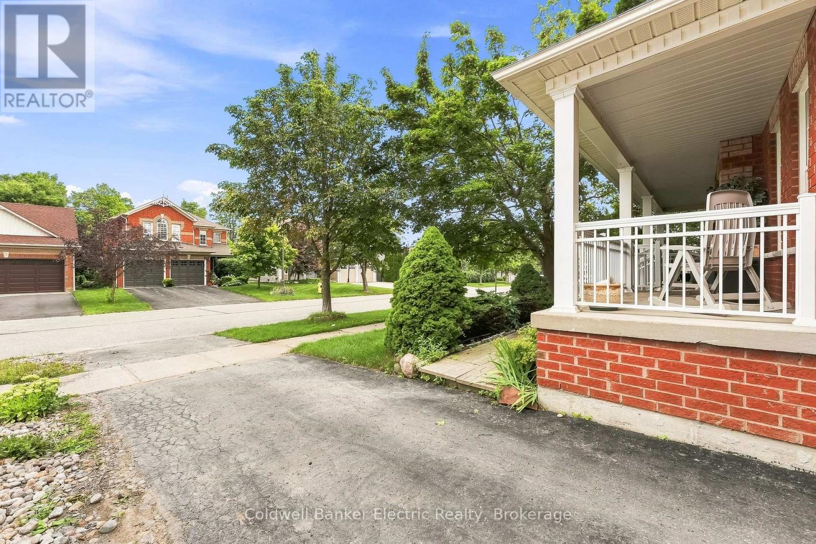 69 Downey Drive, Whitby, Ontario  L1M 1J6 - Photo 6 - E13675620
