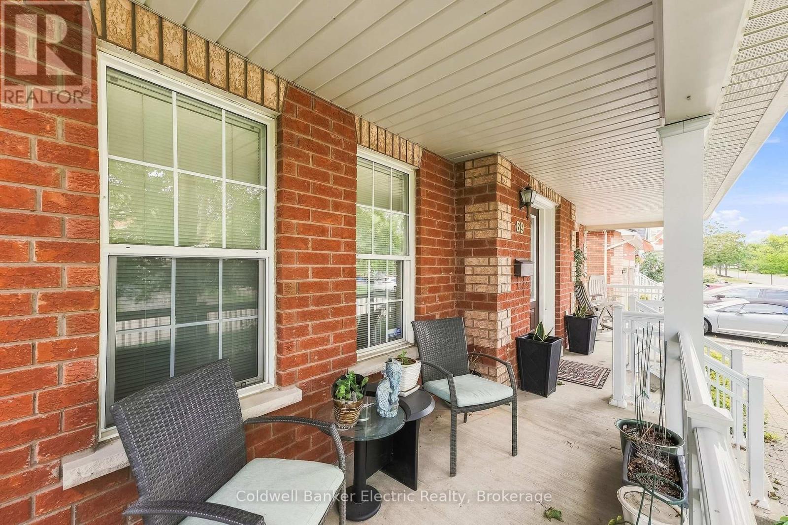 69 Downey Drive, Whitby, Ontario  L1M 1J6 - Photo 8 - E13675620