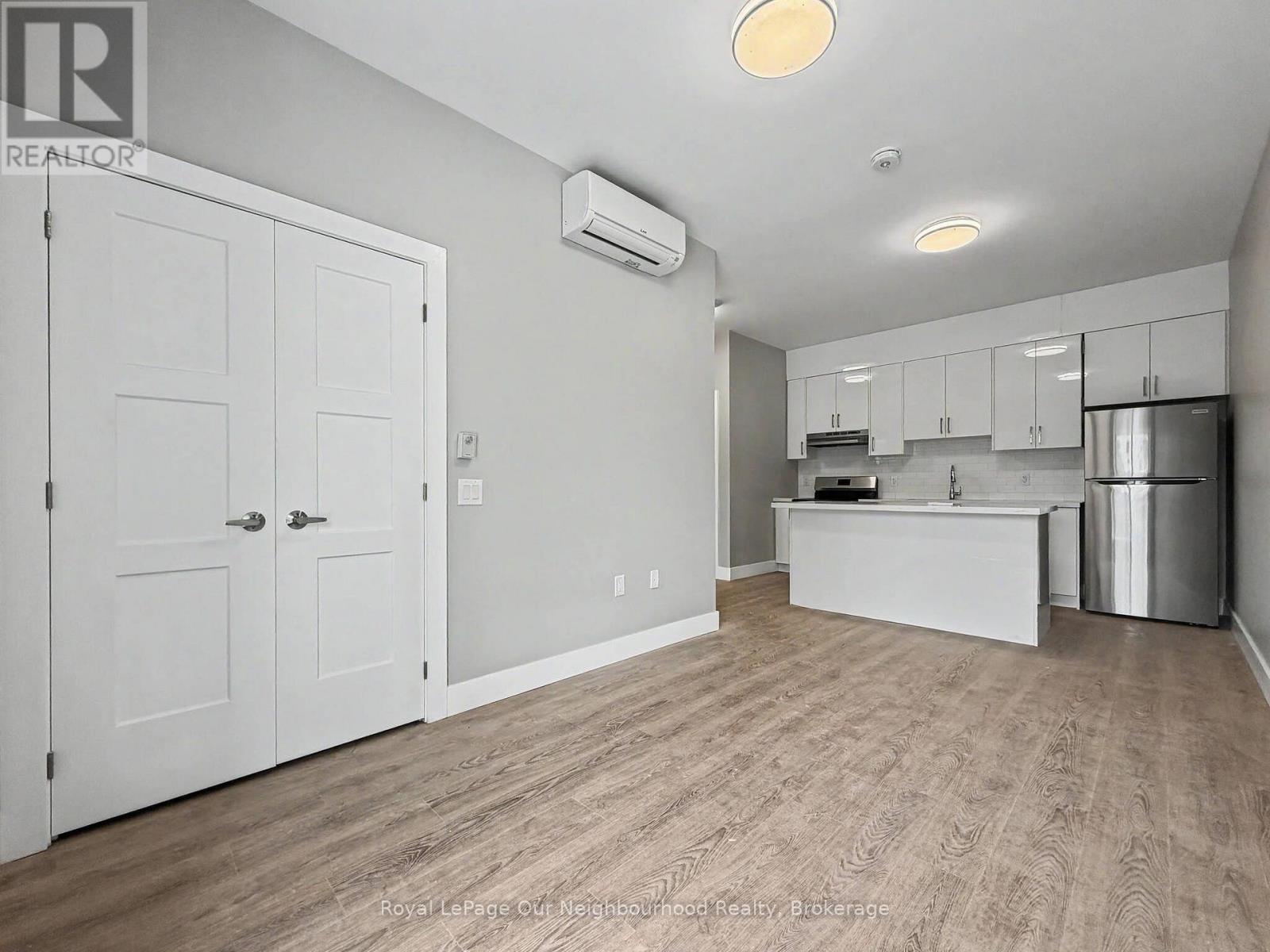 6 - 199 Pine Street, Tay, Ontario  L0K 2C0 - Photo 4 - S13675762