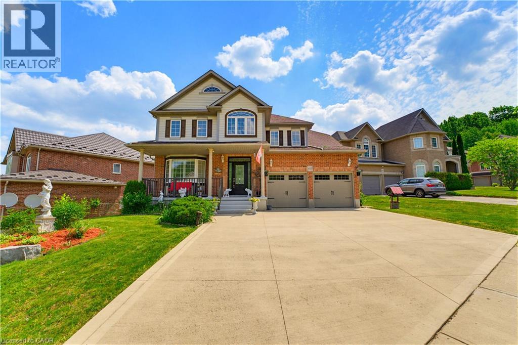 805 Munich Circle, Waterloo, Ontario  N2V 2N5 - Photo 1 - 40855741