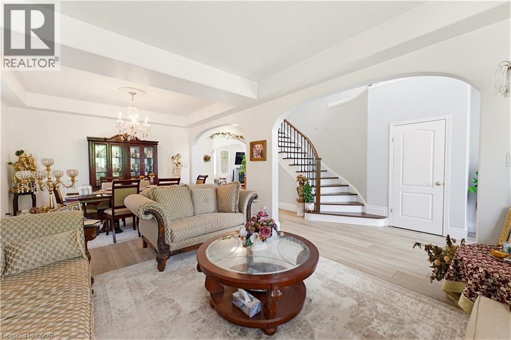 805 Munich Circle, Waterloo, Ontario  N2V 2N5 - Photo 10 - 40855741