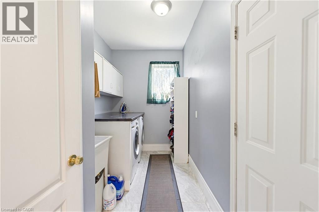 805 Munich Circle, Waterloo, Ontario  N2V 2N5 - Photo 19 - 40855741