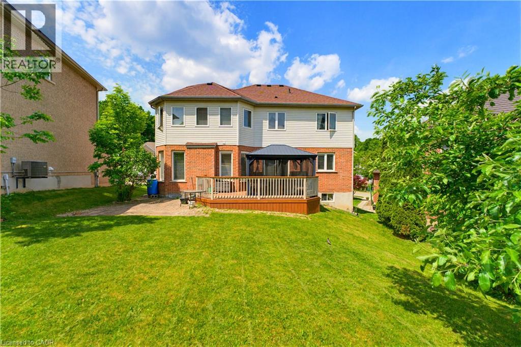 805 Munich Circle, Waterloo, Ontario  N2V 2N5 - Photo 37 - 40855741