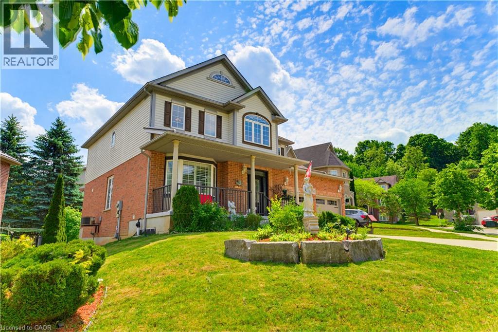 805 Munich Circle, Waterloo, Ontario  N2V 2N5 - Photo 4 - 40855741