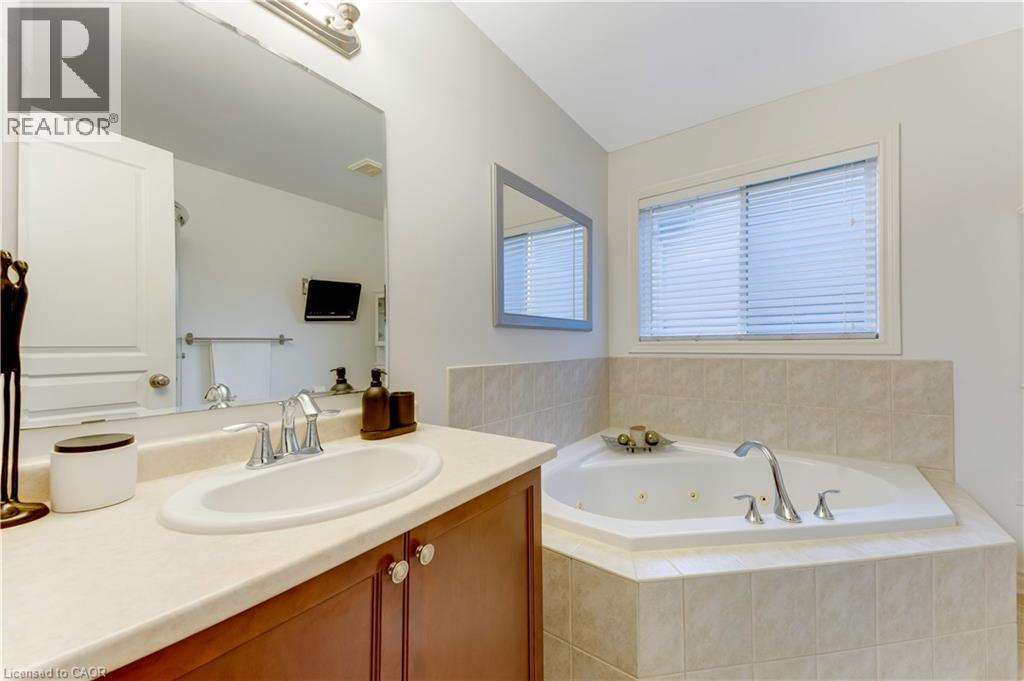 143 Riehm Street, Kitchener, Ontario  N2E 4L3 - Photo 20 - 40854257