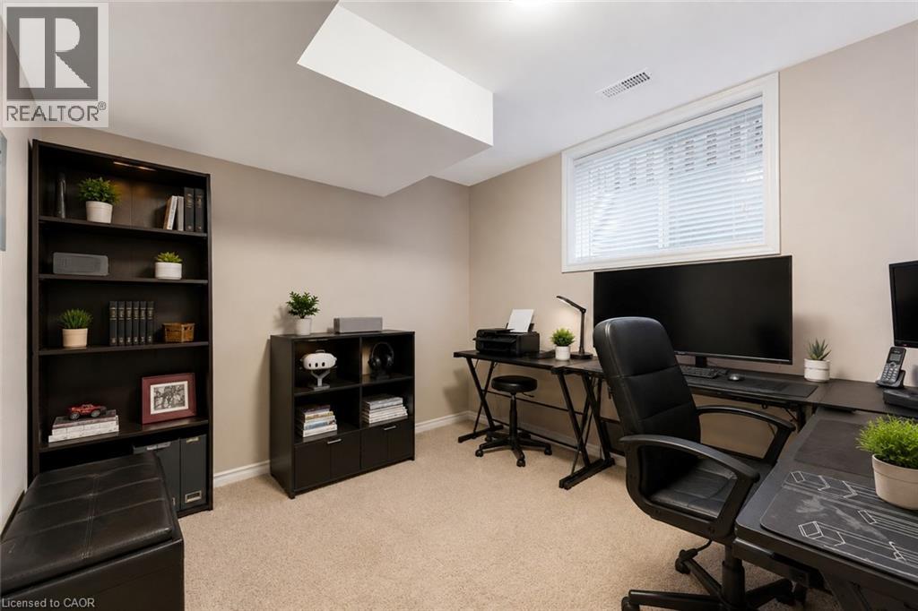 143 Riehm Street, Kitchener, Ontario  N2E 4L3 - Photo 32 - 40854257