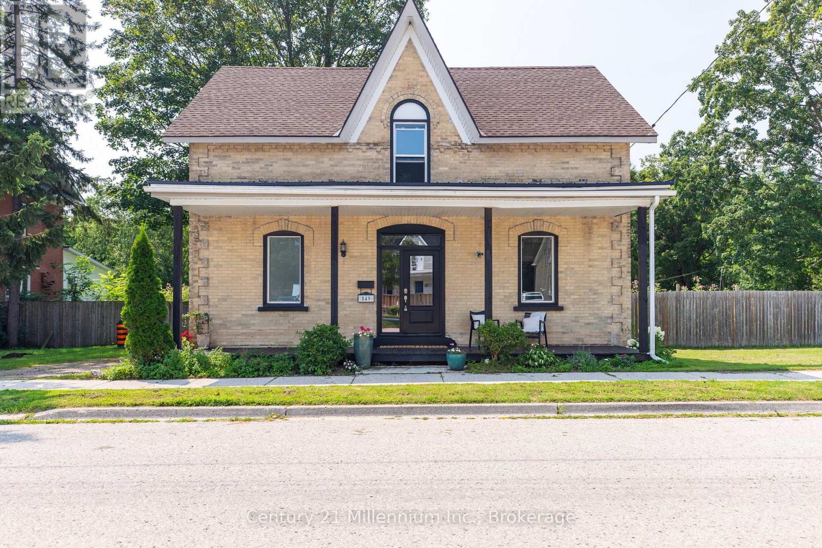549 Louisa Street, West Grey, Ontario  N0G 1C0 - Photo 2 - X13675634