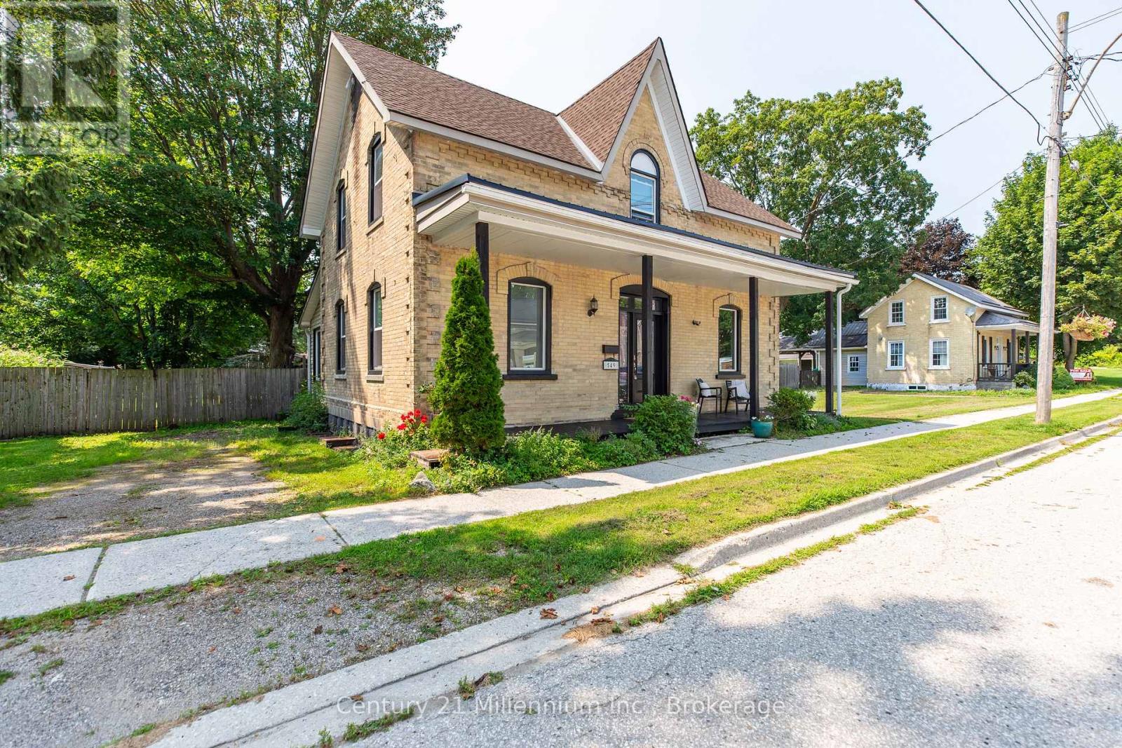 549 Louisa Street, West Grey, Ontario  N0G 1C0 - Photo 3 - X13675634