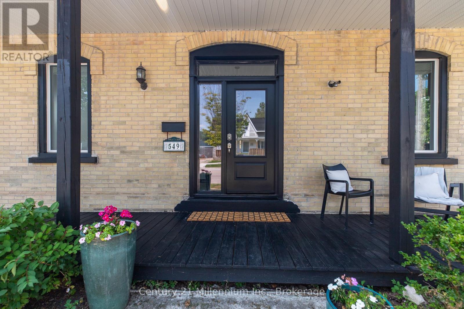 549 Louisa Street, West Grey, Ontario  N0G 1C0 - Photo 7 - X13675634