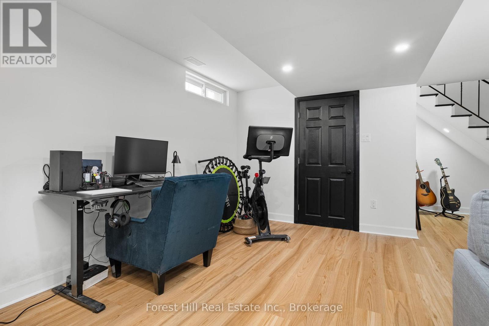 1 Maplecrest Court, Huntsville, Ontario  P1H 1G2 - Photo 30 - X13675736