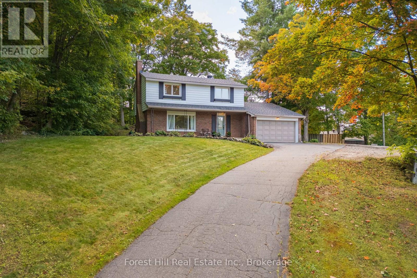 1 Maplecrest Court, Huntsville, Ontario  P1H 1G2 - Photo 35 - X13675736