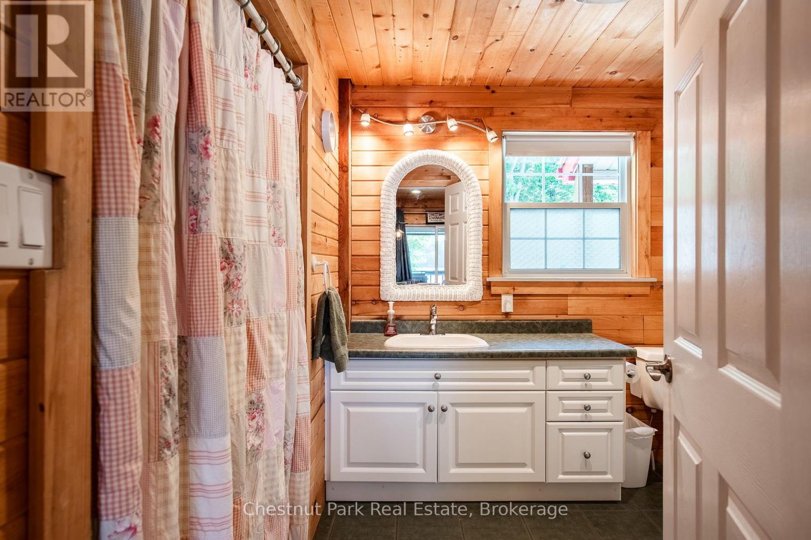 102 Sherwood Acres Drive, Parry Sound Remote Area, Ontario  P0A 1X0 - Photo 15 - X13675748