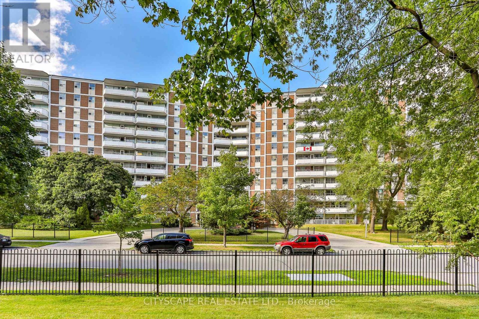 719 - 100 ROWENA DRIVE, Toronto, Ontario