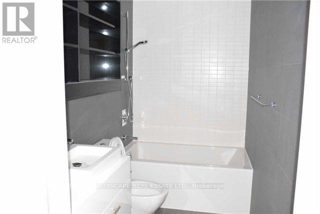 1223 - 32 Trolley Crescent, Toronto, Ontario M5A 0E9 - Photo 17 - C13675646