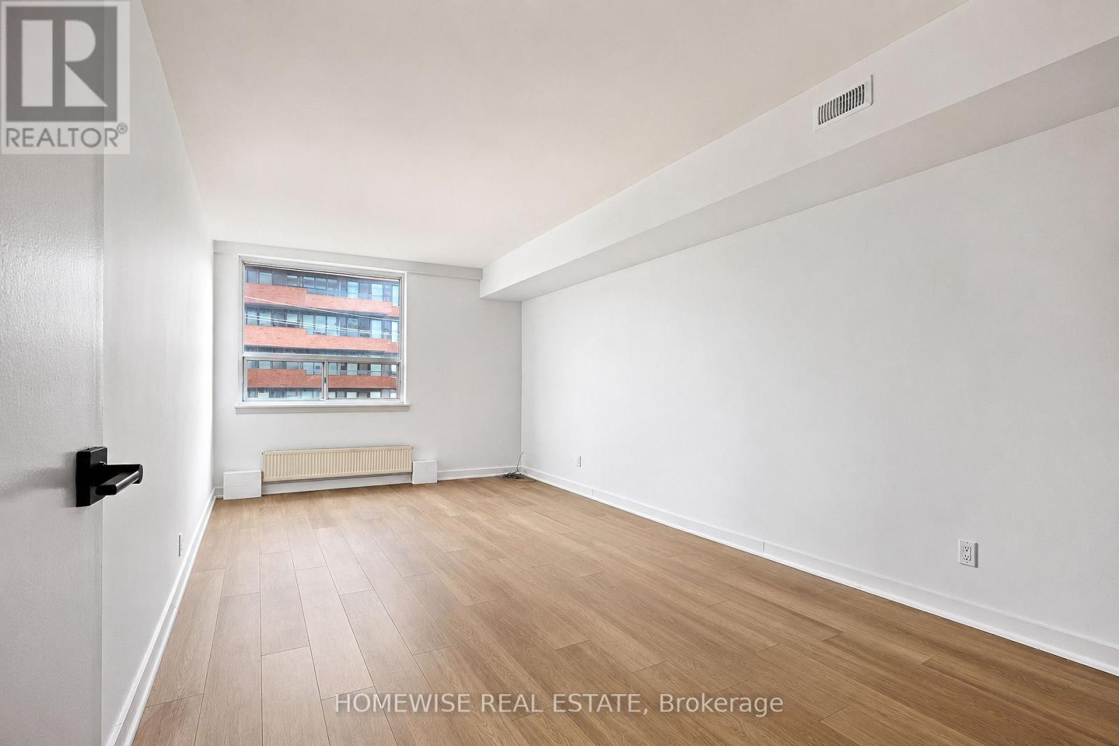 307 - 2500 Bathurst Street, Toronto, Ontario  M6B 2Y8 - Photo 18 - C13675670