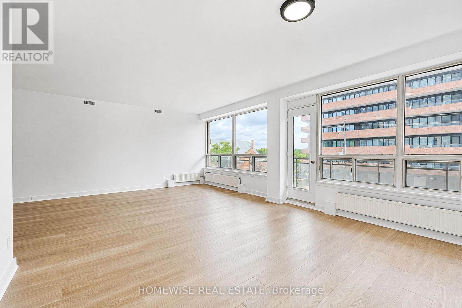 307 - 2500 Bathurst Street, Toronto, Ontario  M6B 2Y8 - Photo 8 - C13675670