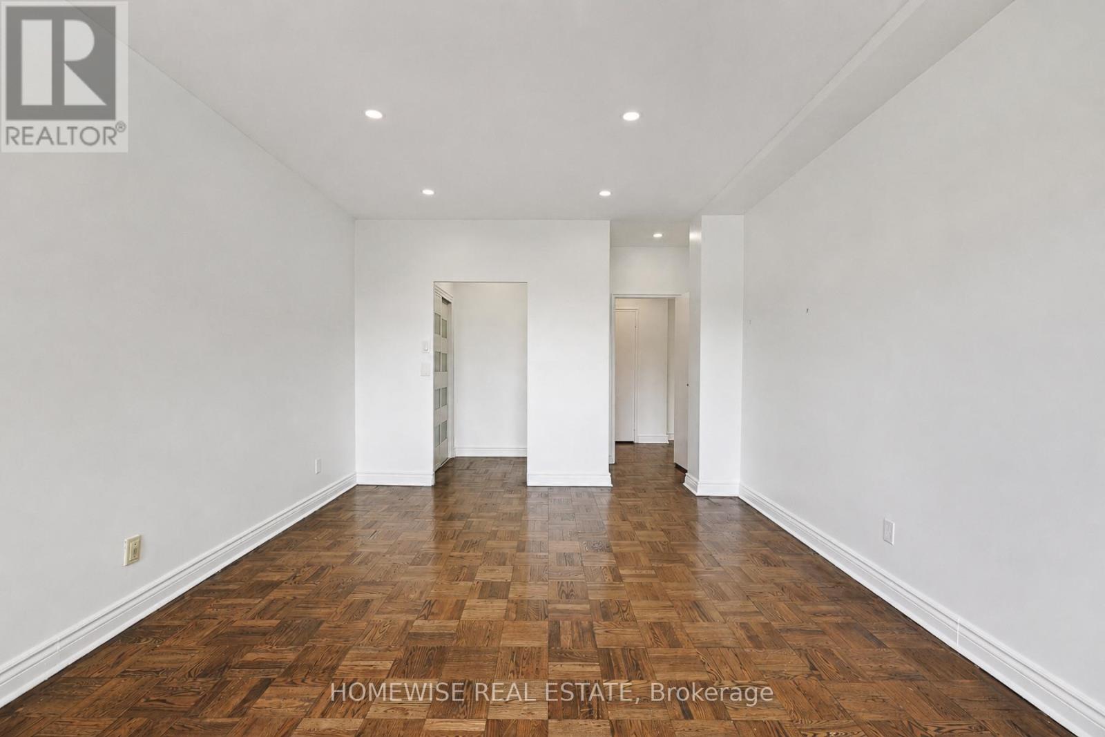 401 - 2500 Bathurst Street, Toronto, Ontario  M6B 2Y8 - Photo 14 - C13675728