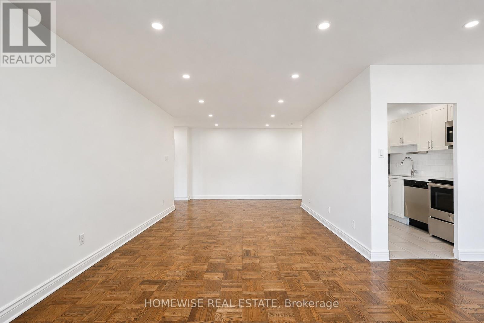 401 - 2500 Bathurst Street, Toronto, Ontario  M6B 2Y8 - Photo 7 - C13675728