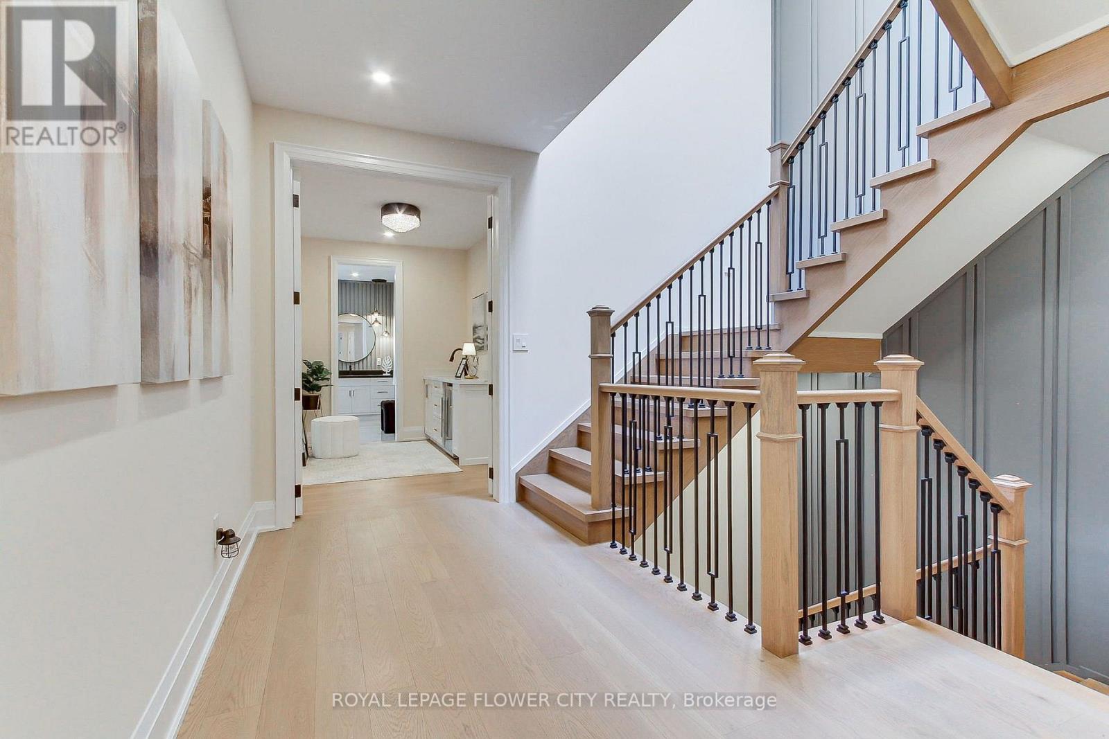 140 Hillmount Avenue, Toronto, Ontario  M6B 1X8 - Photo 19 - C13675782
