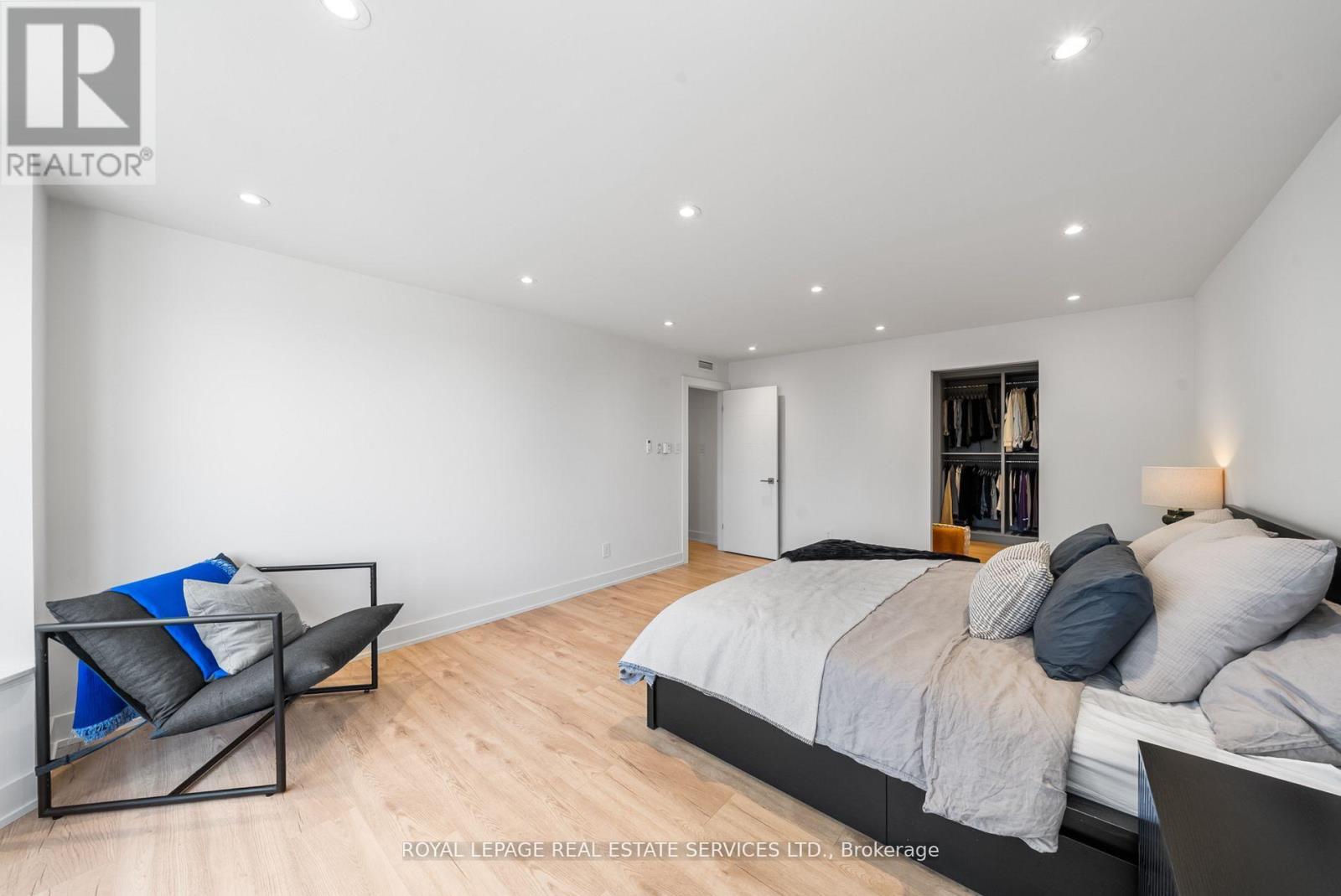 2008 - 175 Cumberland Street, Toronto, Ontario  M5R 3M9 - Photo 23 - C13675824