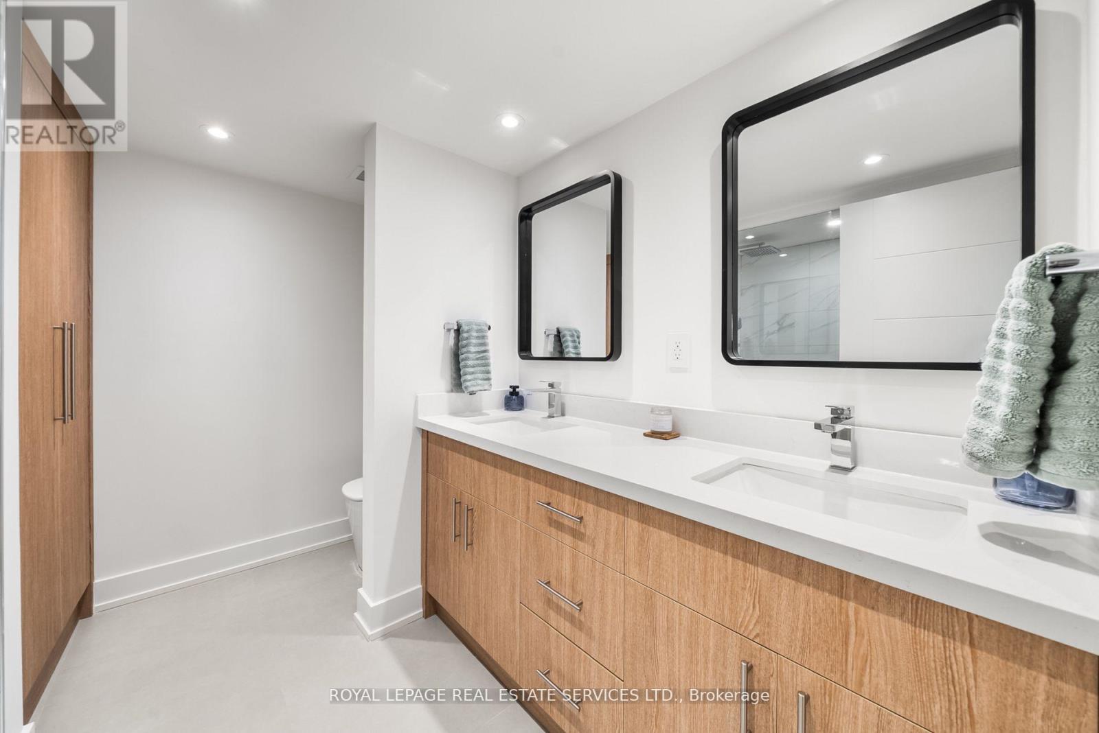 2008 - 175 Cumberland Street, Toronto, Ontario  M5R 3M9 - Photo 26 - C13675824