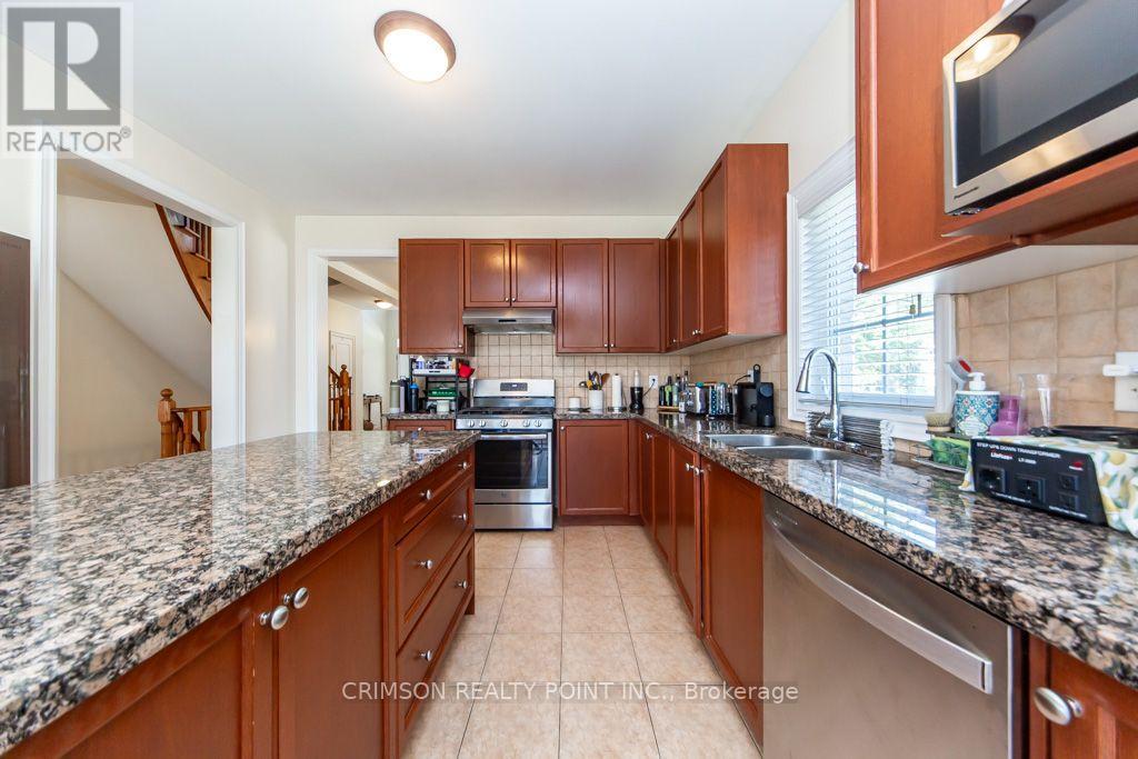 2304 Canterbury Crescent, Pickering, Ontario  L1X 0A6 - Photo 20 - E13675568